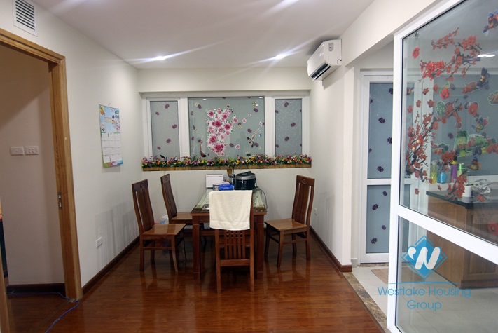 A spacious 3 bedroom apartment for lease in Cau Giay, Ha Noi